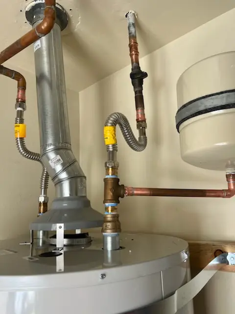 Water heater installation and plumbing repair in Bammel Forest